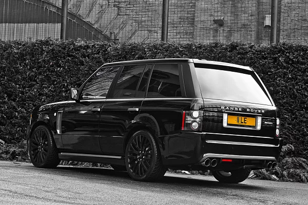 Фото дисков Kahn RS-2 Черный сатин на Range Rover III