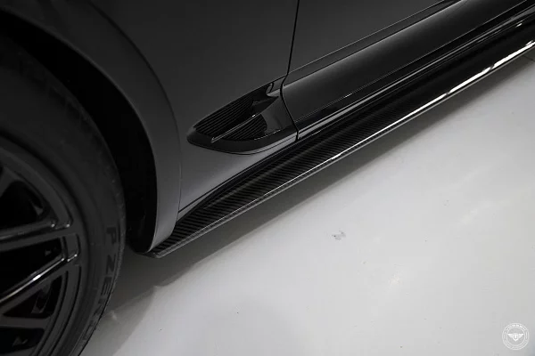 Фото дисков Vossen UV-1 Черный глянец на Bentley Continental GT III