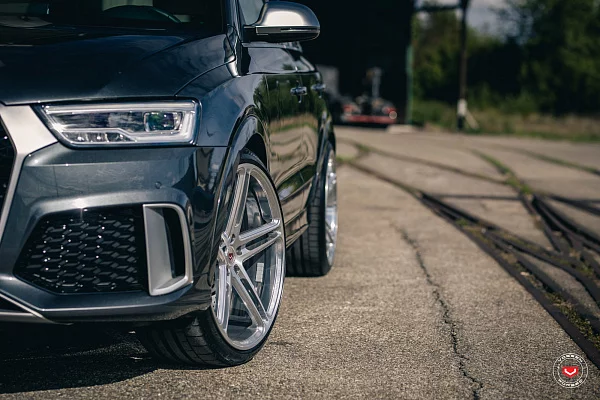 Фото дисков Vossen CG-202 Глянцевый лак на Audi Q3 (8U)