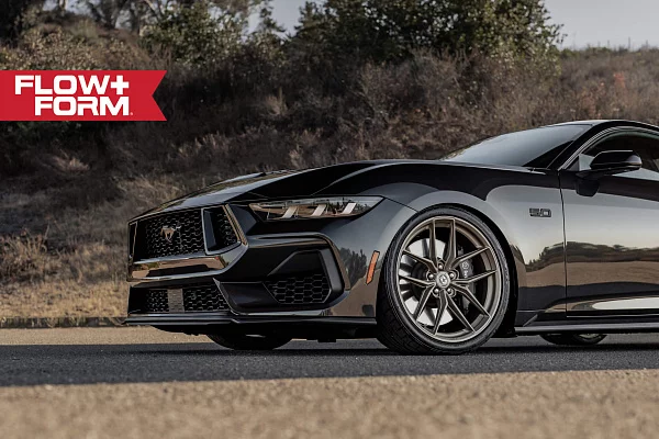 Фото дисков HRE FF21 Сатиновая шампань на Ford Mustang VI