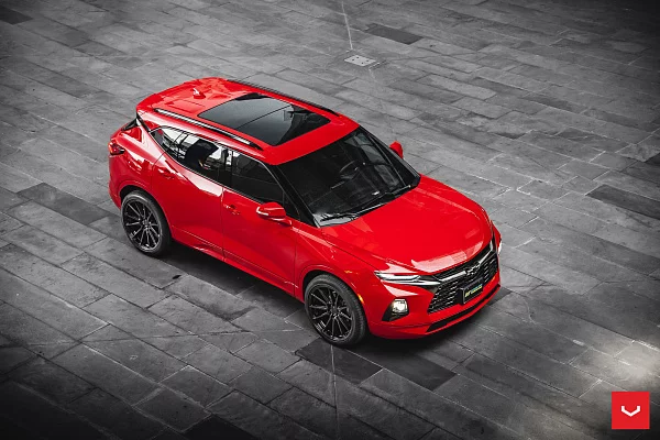Фото дисков Vossen HF6-1 Черный глянец на Chevrolet Blazer
