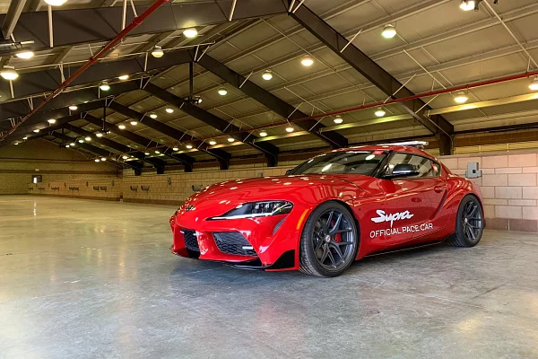 Фото дисков HRE R101 Сатиновый графит на Toyota Supra A90
