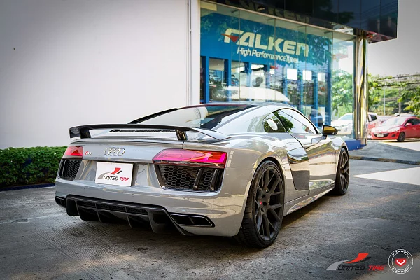 Фото дисков Vossen CG-204 Черный матовый на Audi R8 (4S)