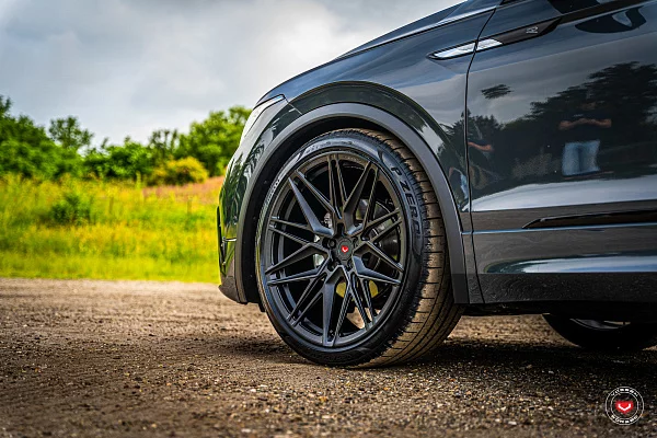 Фото дисков Vossen EVO-2 Черный сатин на Volkswagen Tiguan II