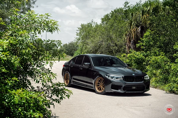 Фото дисков Vossen M-X4T (3-Piece) Глянцевая темная медь на BMW 5/M5 (G30/F90)