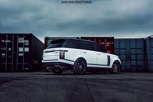 Фото дисков HRE S209 Черный сатин на Range Rover IV