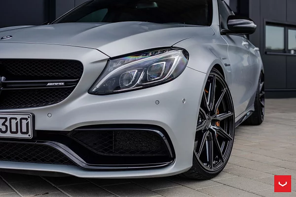 Фото дисков Vossen HF-3 Глянцевый темный лак на Mercedes-Benz C-Class (W205)