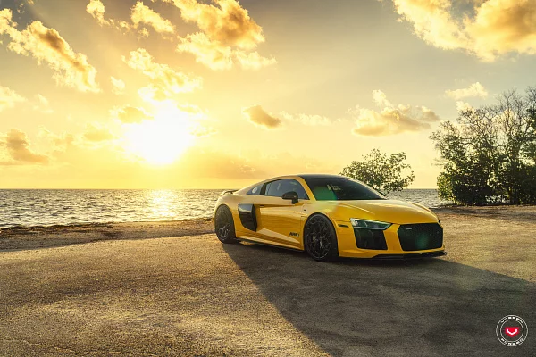 Фото дисков Vossen LC3-01T Черный глянец на Audi R8 (4S)