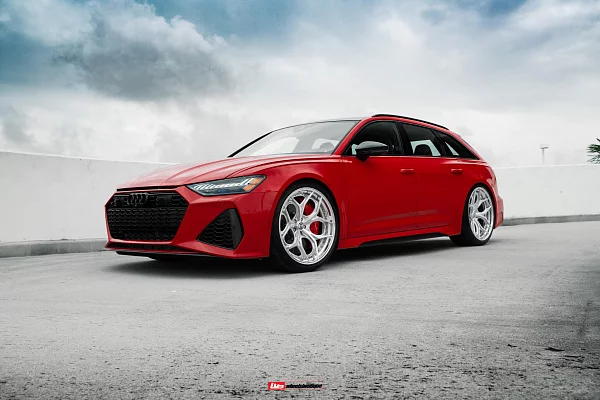 Фото дисков HRE S111SC Глянцевый лак на Audi A/RS 6 (C8)