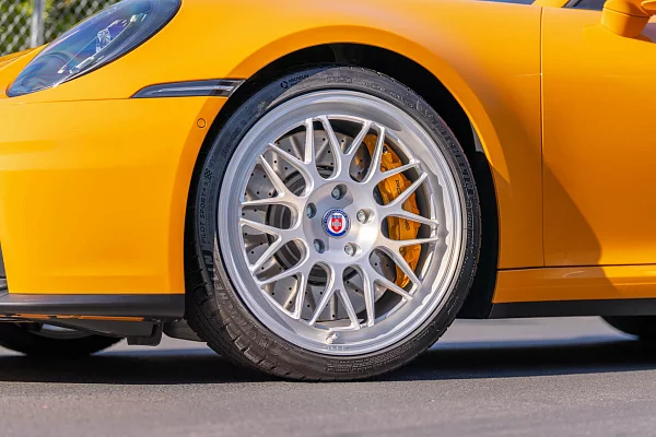 Фото дисков HRE 300 GTS Сатиновый лак на Porsche 911 VIII