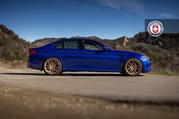 Фото дисков HRE RC104 Сатиновое золото на BMW 5/M5 (G30/F90)