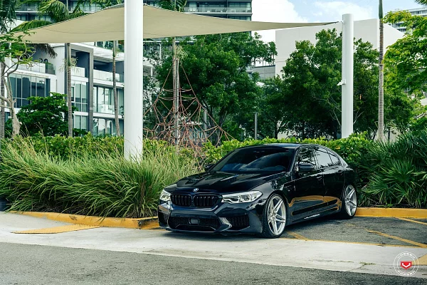 Фото дисков Vossen EVO-1R Глянцевый лак на BMW 5/M5 (G30/F90)