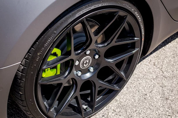 Фото дисков HRE FF01 Черный сатин на Tesla Model 3