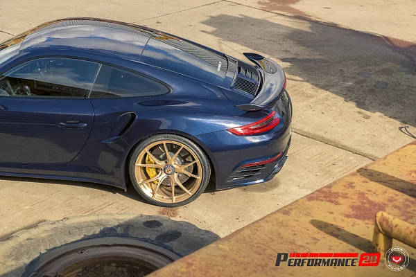 Фото дисков Vossen RS74 Глянцевое золото на Porsche 911 VII