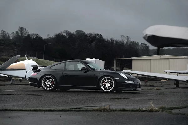 Фото дисков Rotiform LTN-J Серебро на Porsche 911 VI