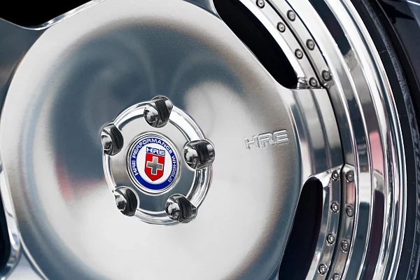 Фото дисков HRE 544C Полированный лак на Mercedes-Benz S-Class (W222, C217)