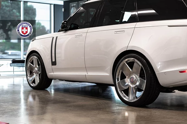 Фото дисков HRE L105M Полированный лак на Range Rover V