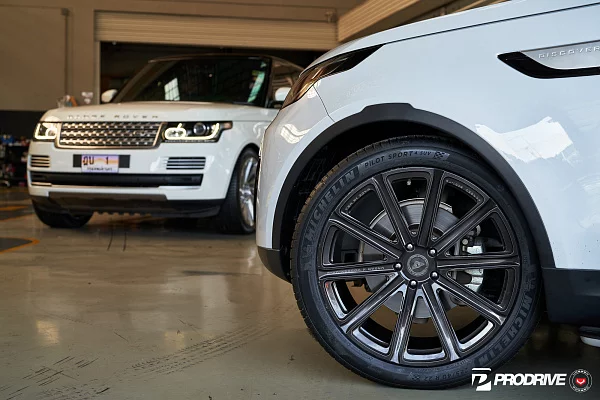 Фото дисков Vossen UV-2 Глянцевый темный лак на Land Rover Discovery V
