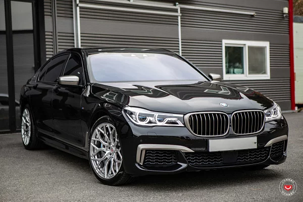 Фото дисков Vossen S17-01 Полированный лак на BMW 7 (G11/G12)