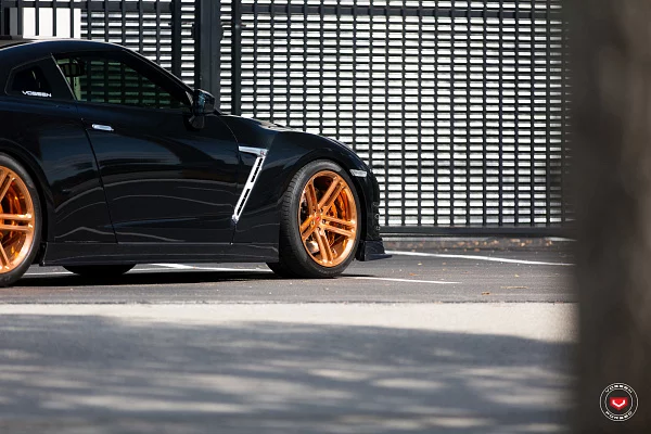 Фото дисков Vossen CG-202 Глянцевая медь на Nissan GT-R