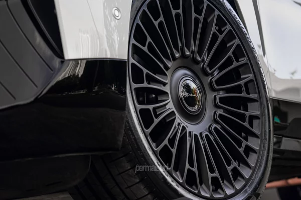Фото дисков Brixton Forged LX01 Черный сатин на BMW iX