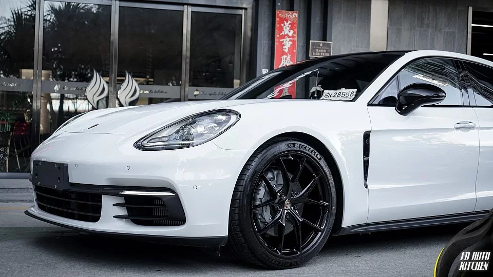 HRE P101 / Porsche Panamera II