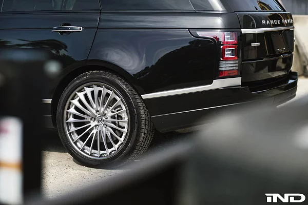 Фото дисков HRE S209H Сатиновый тонированный лак на Range Rover IV