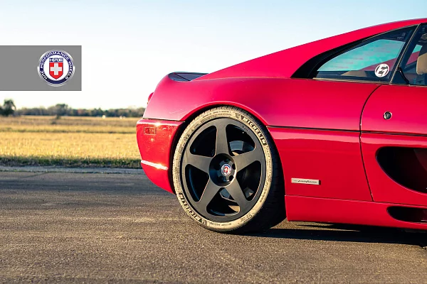 Фото дисков HRE 305M Черный сатин на Ferrari F355