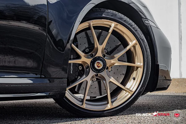 Фото дисков Vossen RS19 Глянцевое золото на Porsche 911 VIII