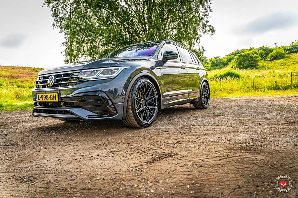 Фото дисков Vossen EVO-2 Черный сатин на Volkswagen Tiguan II