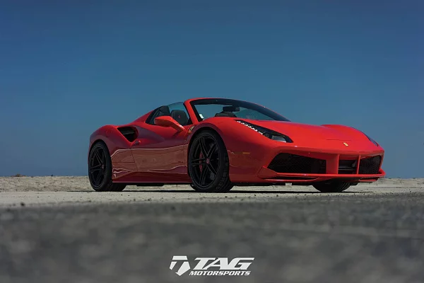 Фото дисков HRE P207 Черный сатин на Ferrari 488