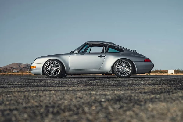 Фото дисков HRE 501M Глянцевый лак на Porsche 911 IV