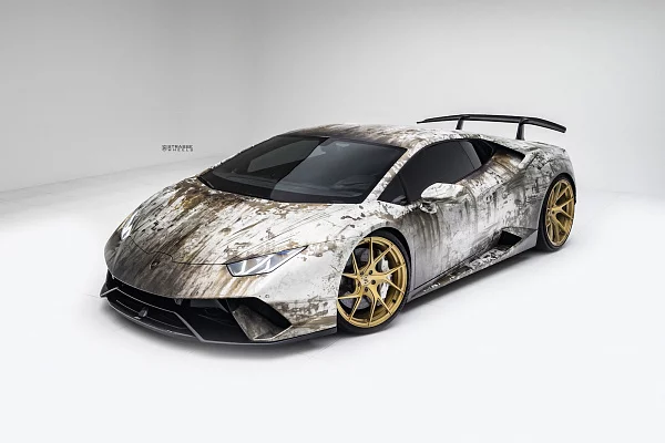 Фото дисков Strasse Wheels SM5RT Deep Concave Monoblock Сатиновое золото на Lamborghini Huracan