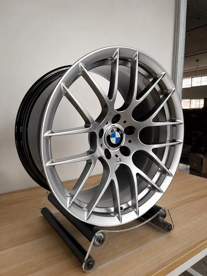 19" диски в дизайне BMW 359M и окрасе Hyper Silver