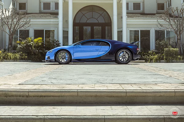 Фото дисков Vossen M-X2 Глянцевый графит на Bugatti Chiron