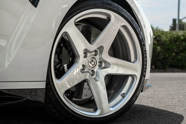 Фото дисков HRE 527M Глянцевый лак на BMW 4/M4 (G22/G82)