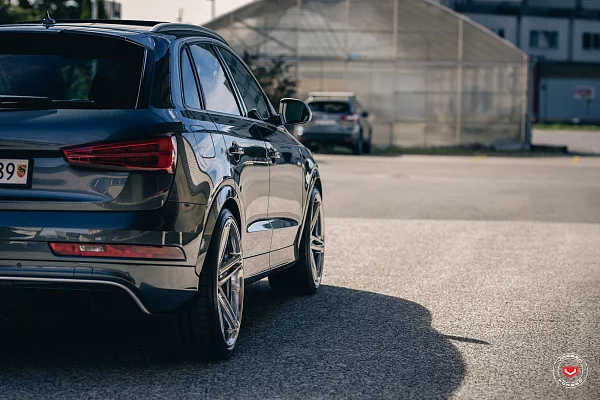 Фото дисков Vossen CG-202 Глянцевый лак на Audi Q3 (8U)
