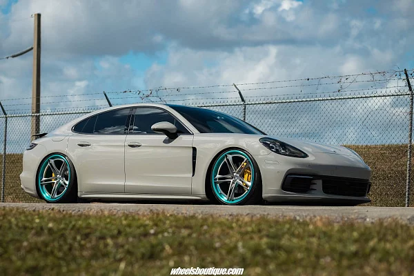 Фото дисков HRE S207H Сатиновый тонированный лак на Porsche Panamera II