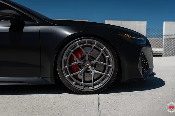 Фото дисков Vossen LC3-01 Глянцевый темный лак на Audi A/RS 7 (4K)