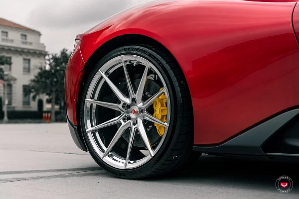 Фото дисков Vossen EVO-2 Полированный лак на Maserati MC20
