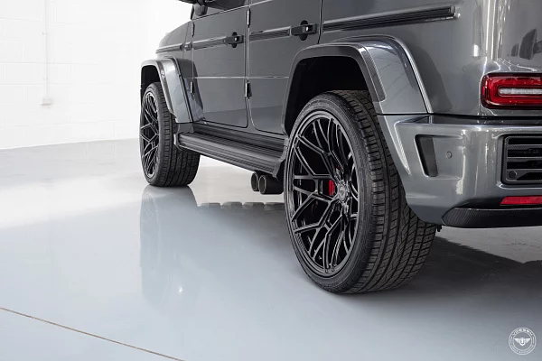 Фото дисков Vossen UV-1 Черный сатин на Mercedes-Benz G-Class III