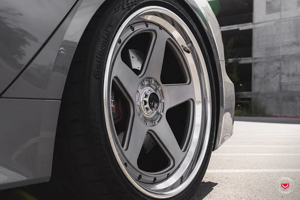Фото дисков Vossen GEN-01 (3-Piece) Сатиновый лак на Audi A/RS 6 (C8)
