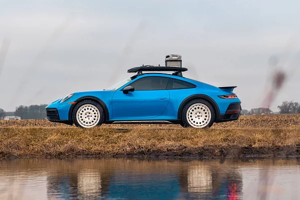Фото дисков HRE 037 GTM Белый глянец на Porsche 911 VIII