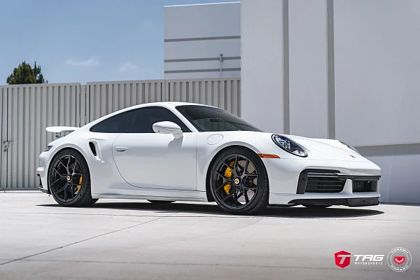 Фото дисков Vossen S21-01 Черный глянец на Porsche 911 VIII