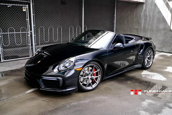 Фото дисков HRE P101 Глянцевый тонированный лак на Porsche 911 VII