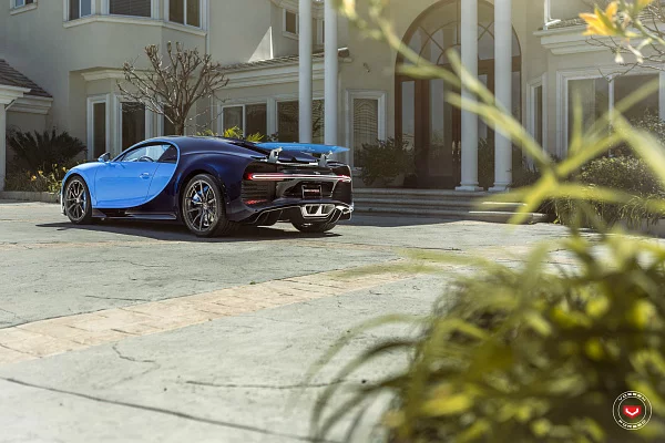 Фото дисков Vossen M-X2 Глянцевый графит на Bugatti Chiron