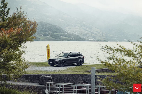 Фото дисков Vossen HFX-1 (5-Lug) Черный сатин на BMW X5/X5 M (G05/F95)