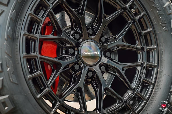 Фото дисков Vossen LC3-01 Черный глянец на Mercedes-Benz G-Class III