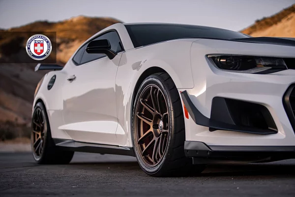 Фото дисков HRE RC104 Сатиновая бронза на Chevrolet Camaro VI