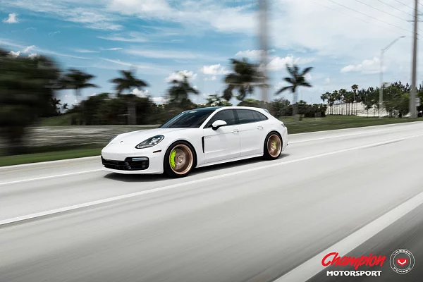Фото дисков Vossen RS74 Глянцевая медь на Porsche Panamera II